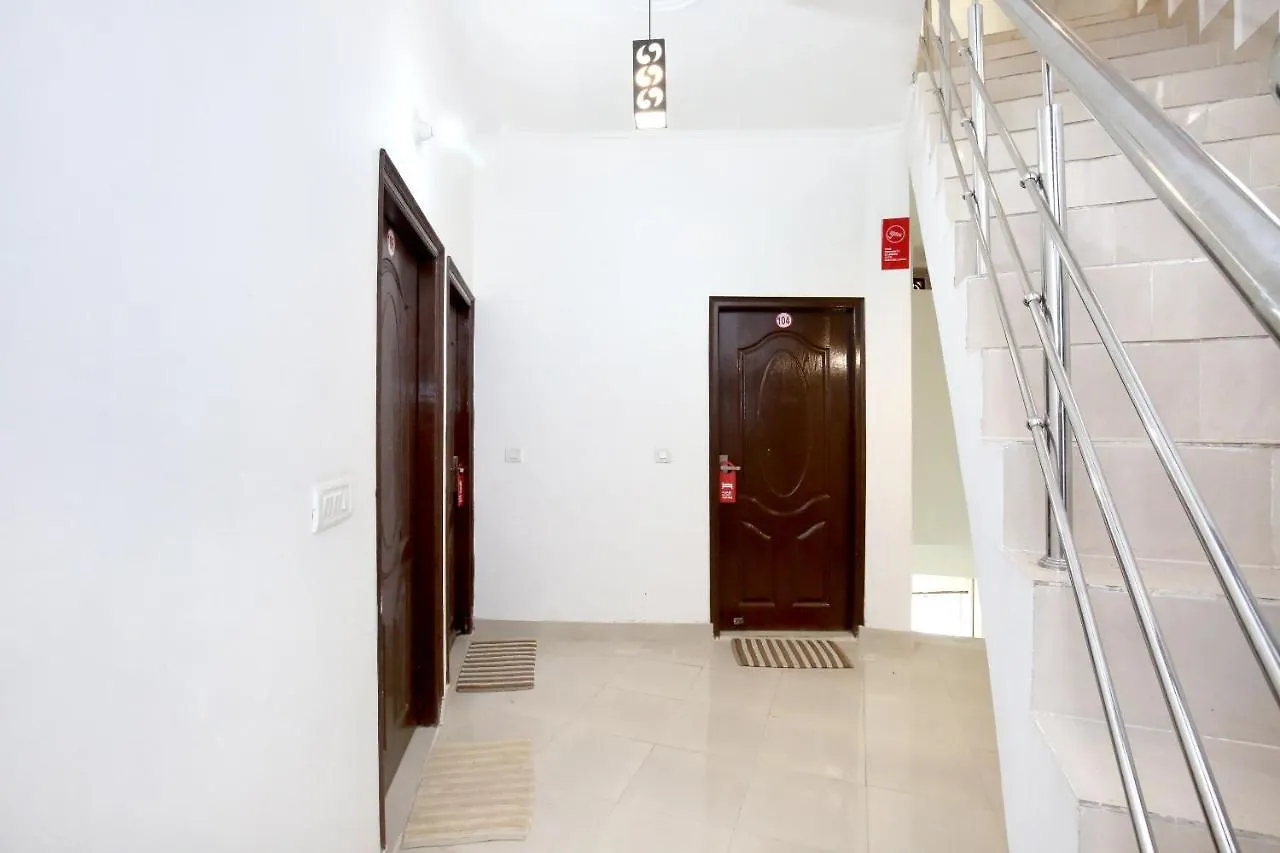 Oyo 9371 Hotel Anmol Zirakpur 3*,  India
