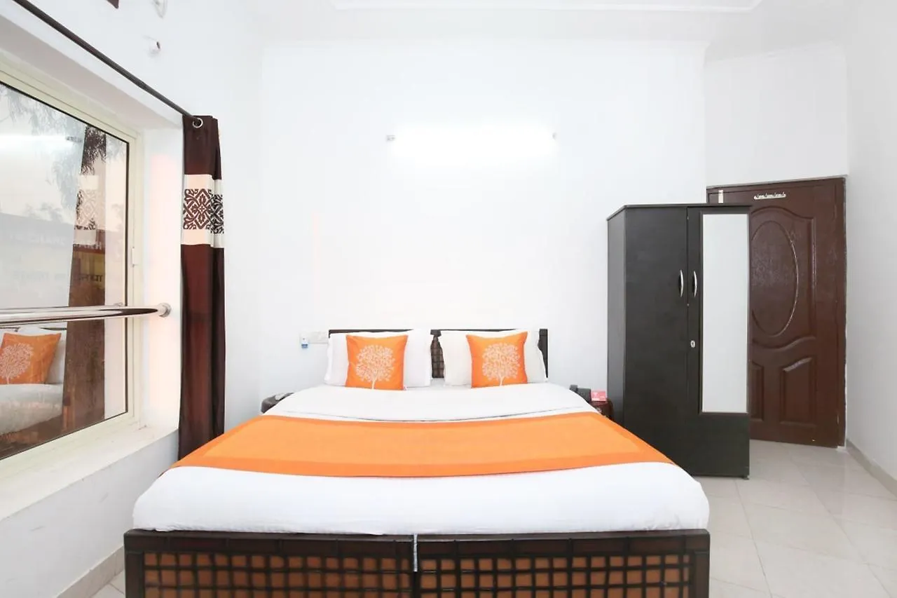 Oyo 9371 Hotel Anmol Zirakpur